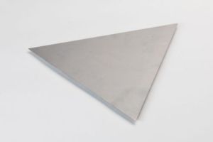 Gleichschenkliges Dreieck aus Stahlblech, Stärke 0,75 mm