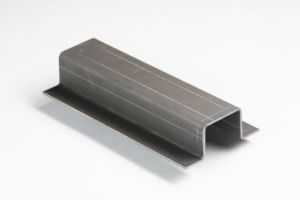 Hut-Profil aus Blech, Stahl,  Stärke 4,0 mm