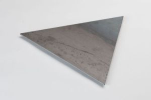 Gleichschenkliges Dreieck aus Stahlblech,  Stärke 5,0 mm
