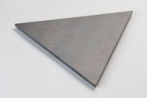 Gleichschenkliges Dreieck aus Stahlblech,  Stärke 8,0 mm