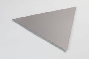 Gleichschenkliges Dreieck aus Edelstahlblech schwarz, V2A, Stärke 1,0 mm