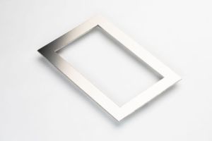 Rechteck mit rechteckigem Ausschnitt aus Aluminiumblech roh, Stärke 1,5 mm