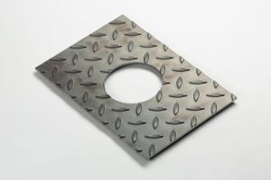 Rechteck mit kreisförmigem Ausschnitt aus Tränenblech, Stahl, 3,0 mm